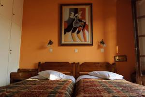 Kouros Hotel