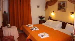 Kouros Hotel