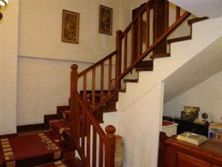 Kouros Hotel
