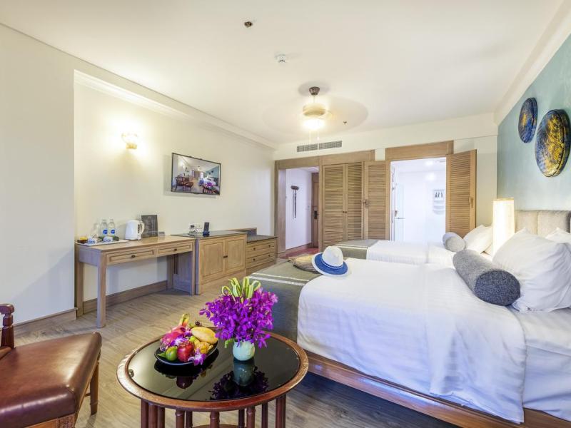 Cha Da Thai Village Resort