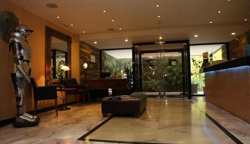 Anastazia Luxury Suites & Rooms