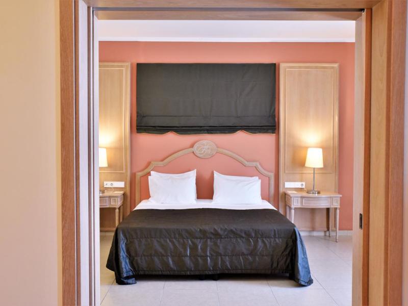 Kresten Royal Euphoria Resort