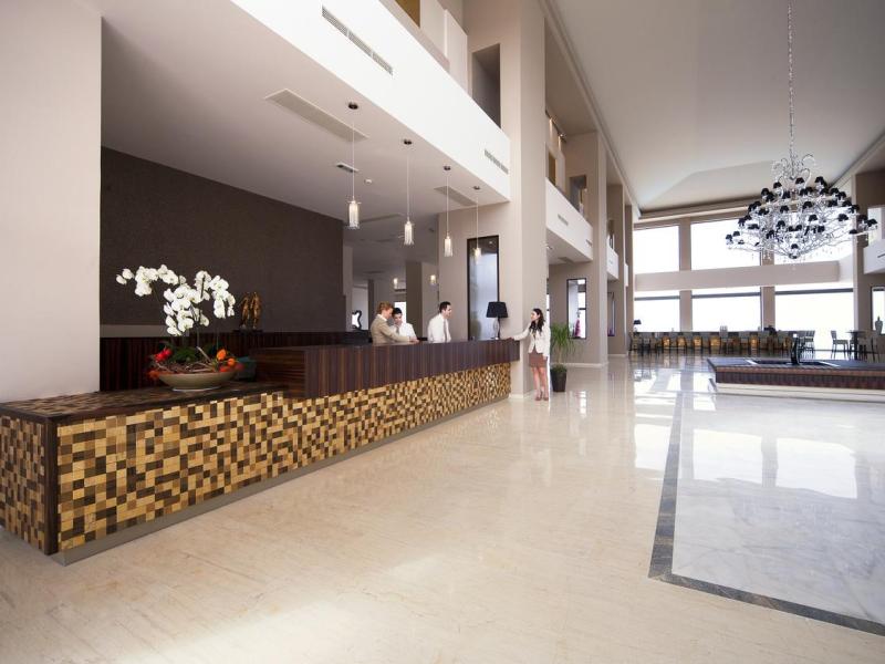 Kresten Royal Euphoria Resort