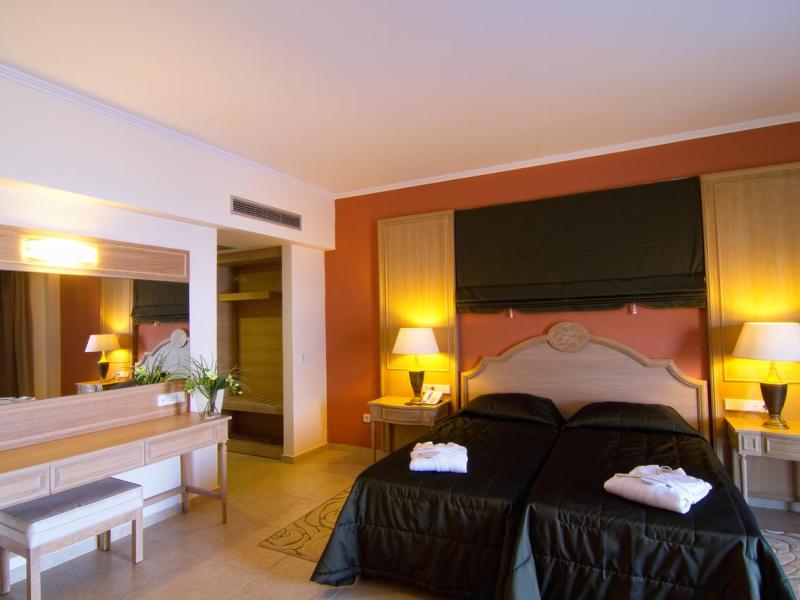 Kresten Royal Euphoria Resort