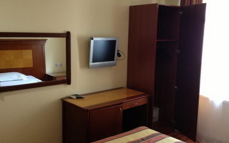 Timeks Suites & Hotel