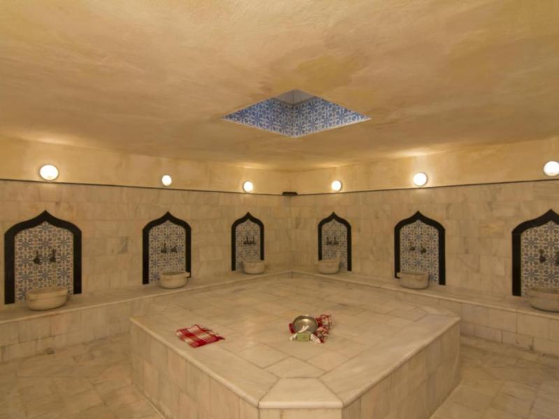 Kaila Krizantem Hotel