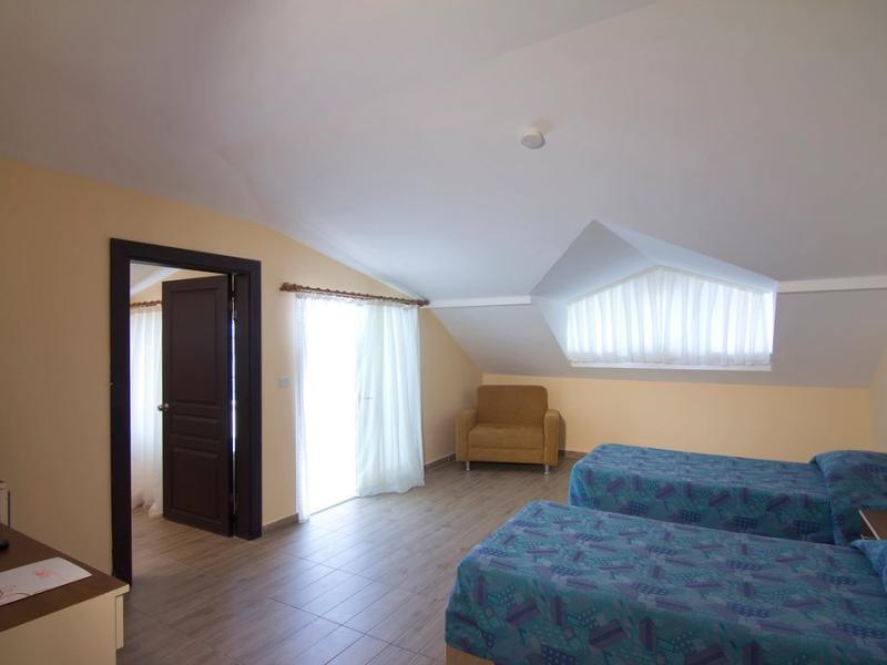 Kaila Krizantem Hotel