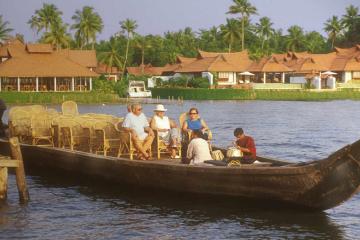 Отель Kumarakom Lake Resort Индия, Керала, фото 7
