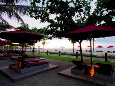Kupu Kupu Barong Villas & Tree Spa by L`Occitane