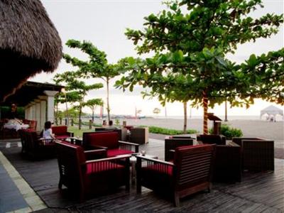 Kupu Kupu Barong Villas & Tree Spa by L`Occitane