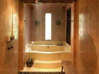 Kupu Kupu Barong Villas & Tree Spa by L`Occitane