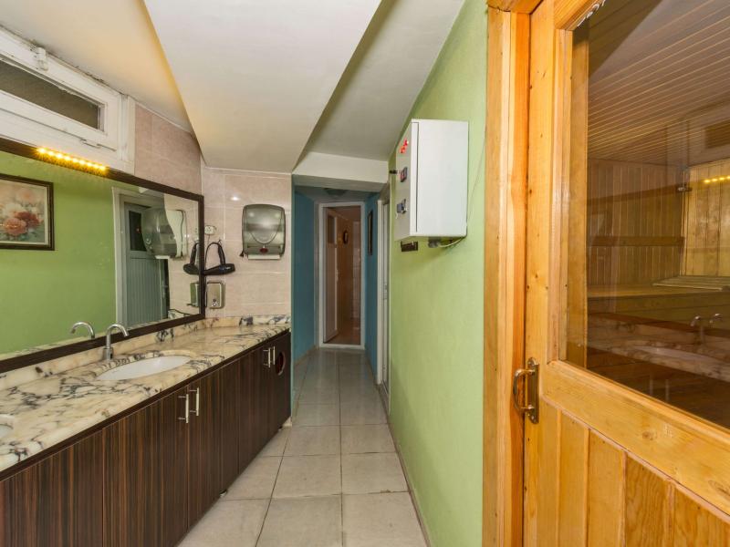 Kuran Hotel International