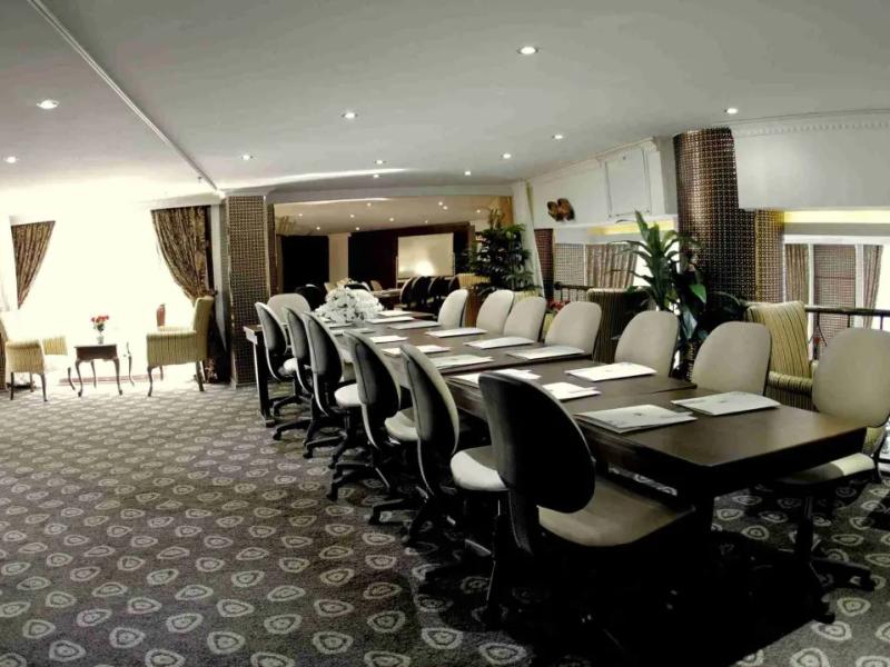 Kuran Hotel International