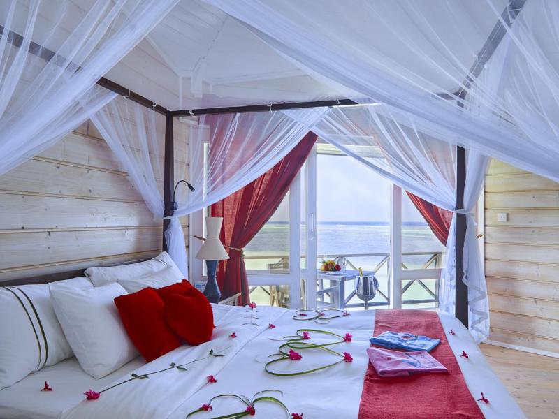 Kuredu Island Resort & Spa