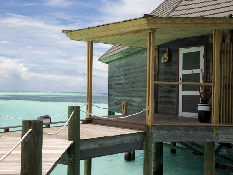 Kuredu Island Resort & Spa