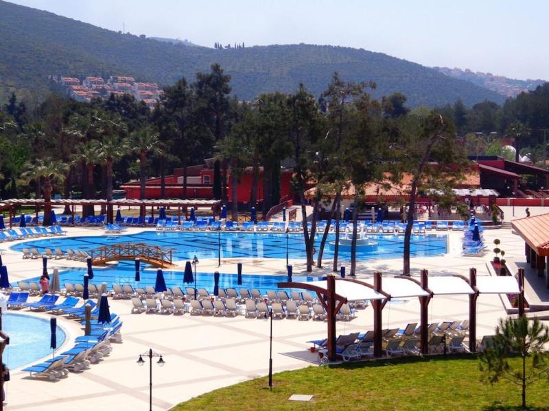 Kustur Club Holiday Village