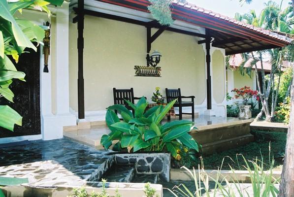 Kuta Puri Bungalows