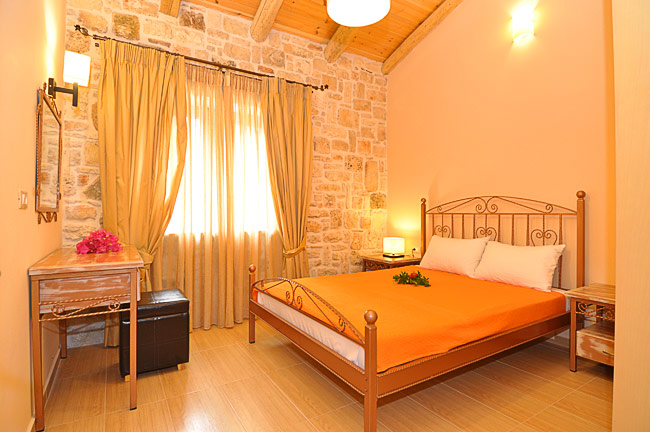Kymaros Villas