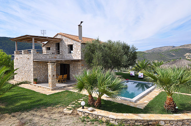 Kymaros Villas