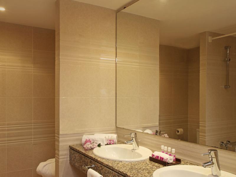 La Costa Golf & Beach Resort