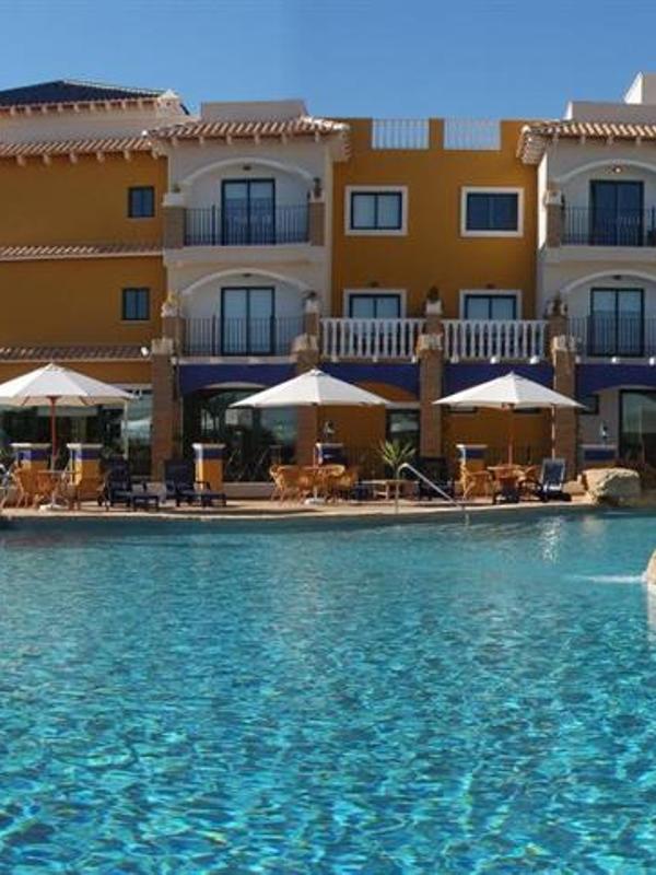 La Laguna Spa & Golf