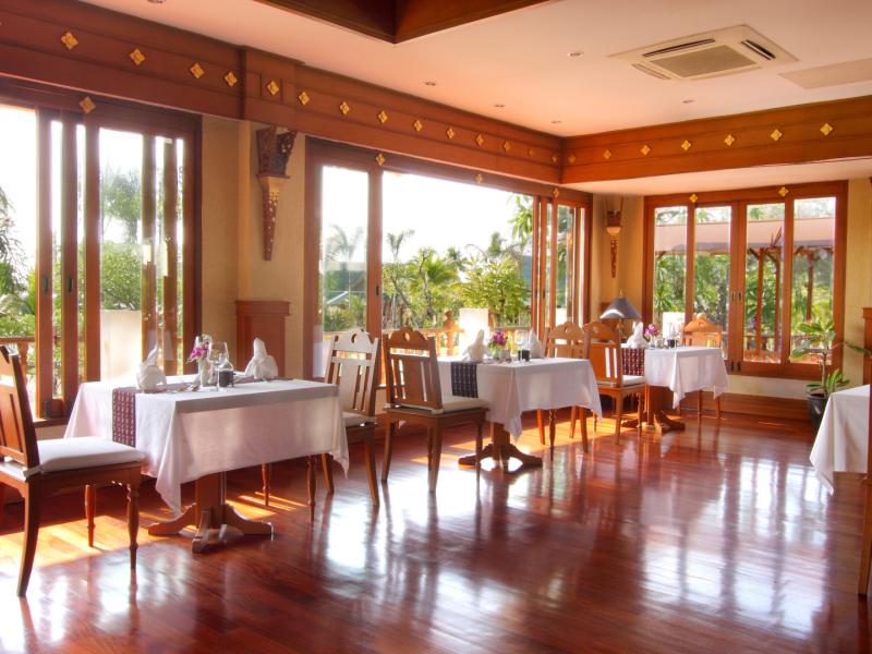 Miracle Island Resort