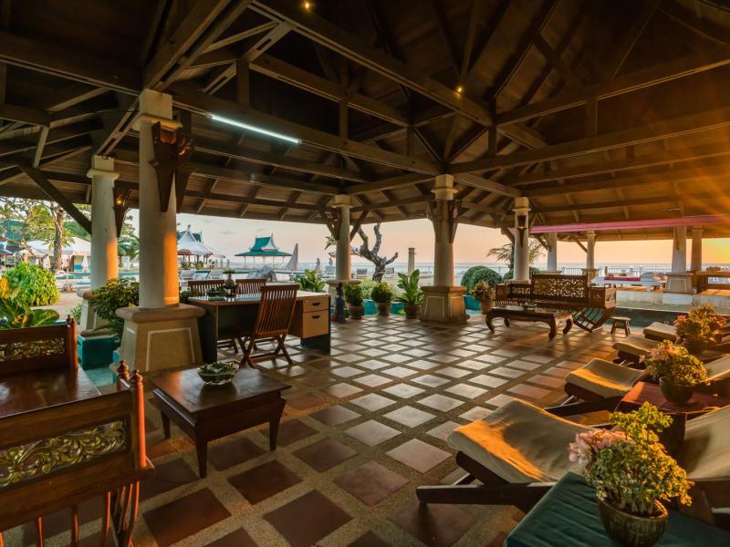 Miracle Island Resort