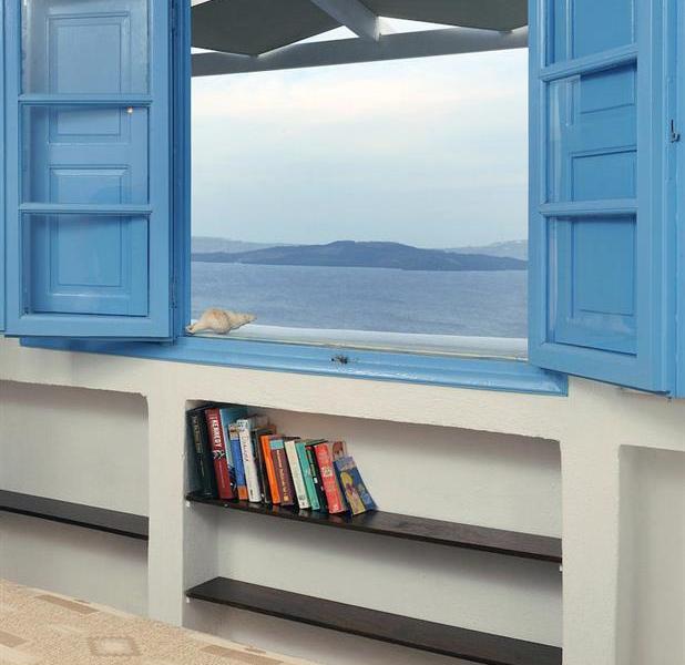 La Perla Villas & Suites