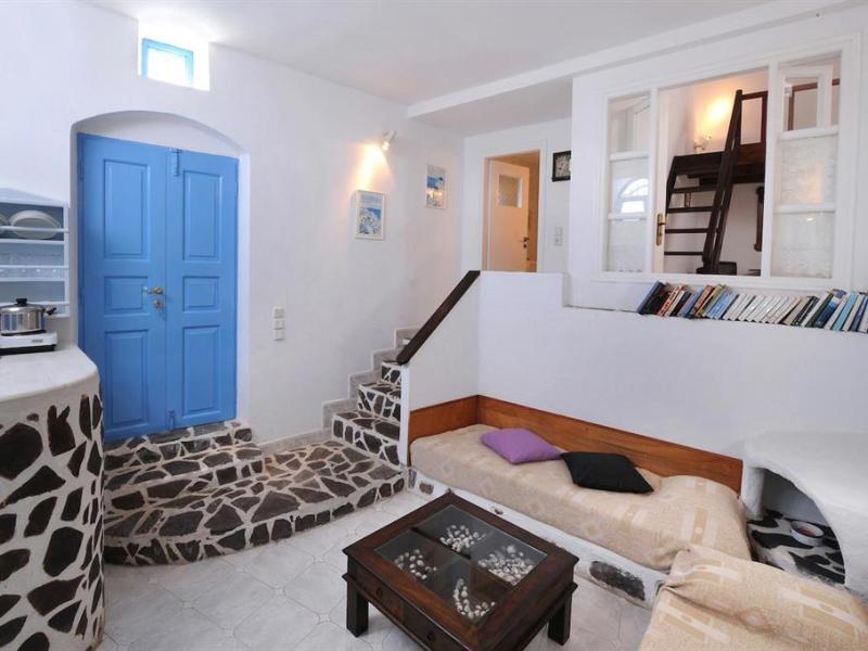 La Perla Villas & Suites