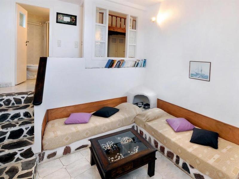 La Perla Villas & Suites