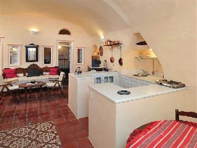 La Perla Villas & Suites