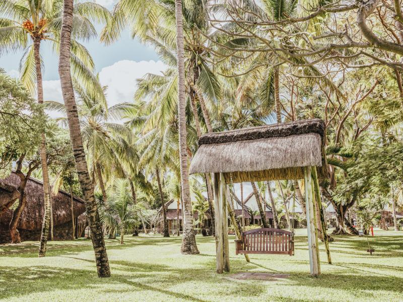 La Pirogue Resort & Spa