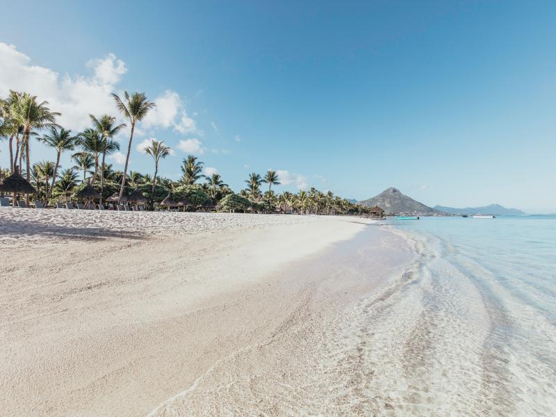 La Pirogue Resort & Spa