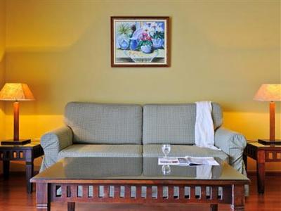 La Quinta Park Suites