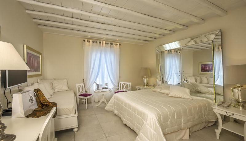 La Residence Mykonos Hotel Suites  