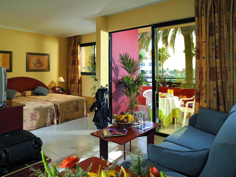 Alexandre Hotel La Siesta