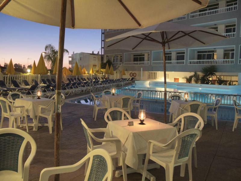 Blue Sea Lagos de Cesar