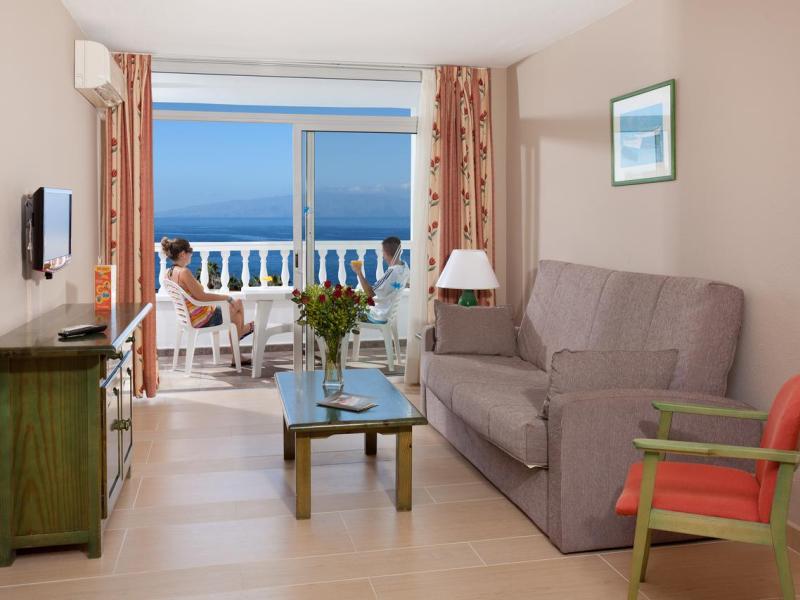 Blue Sea Lagos de Cesar