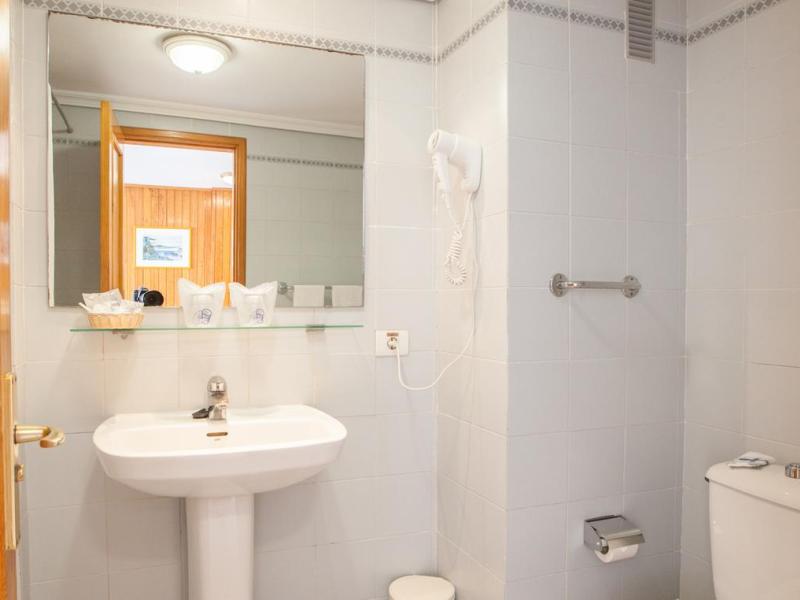 Blue Sea Lagos de Cesar