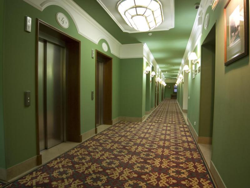 Lancaster Court Hotel