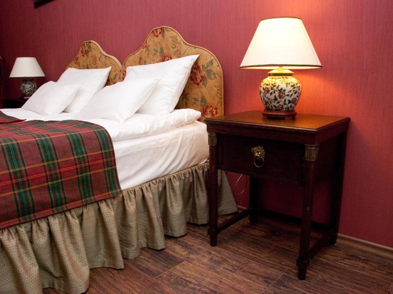 Lancaster Court Hotel