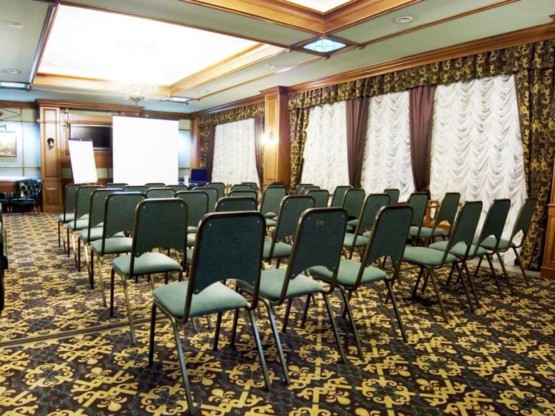 Lancaster Court Hotel