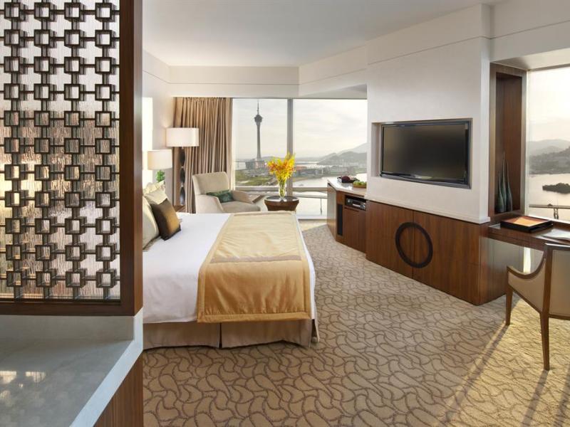 Landmark Mandarin Oriental