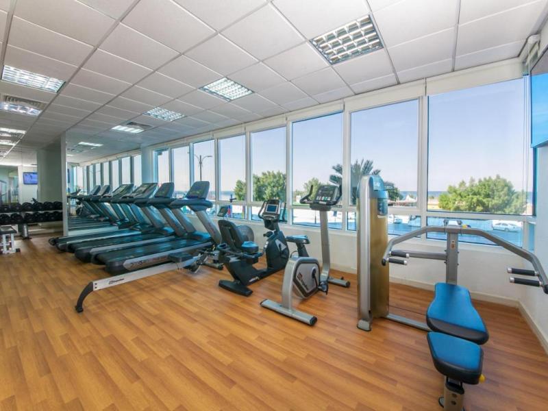 Ramada Beach Hotel Ajman