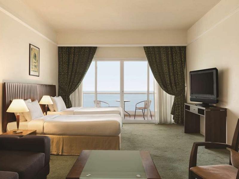 Ramada Beach Hotel Ajman