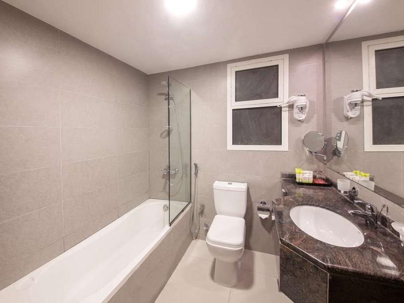 Ramada Beach Hotel Ajman