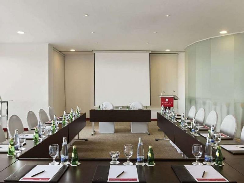 Ramada Beach Hotel Ajman