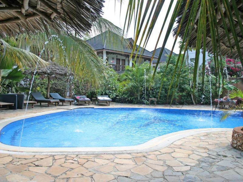 Langi Langi Beach Bungalows