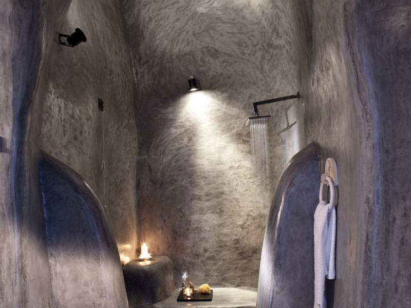 Andronis Luxury Suites