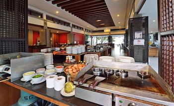 Lanta Sand Resort & Spa